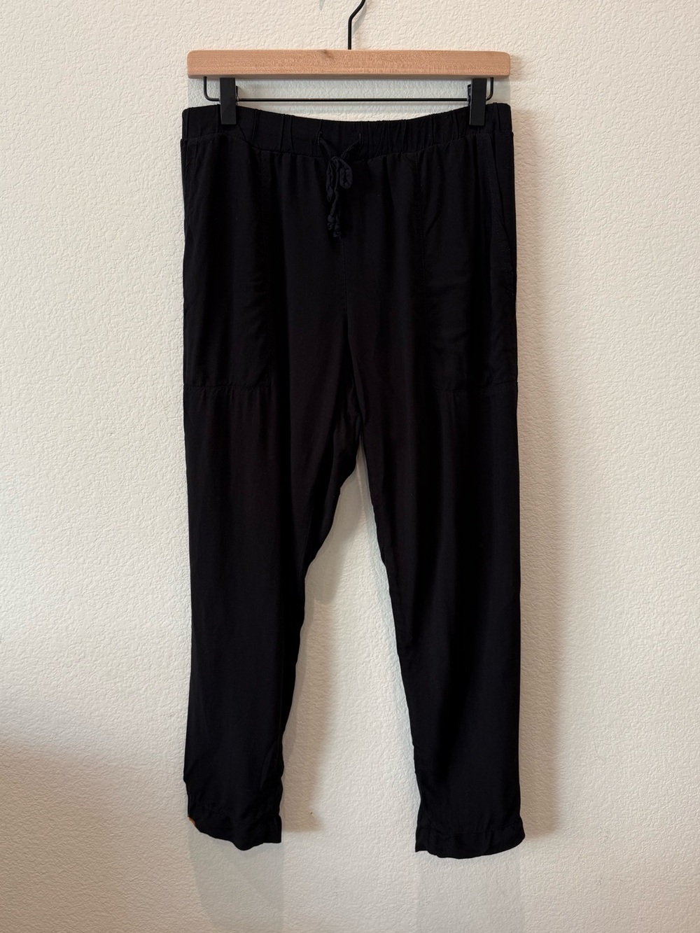 Hatch Black Drawstring Casual Cropped Maternity Pants